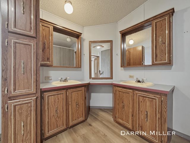 84 Maple Court, Muskegon Twp, MI 49445