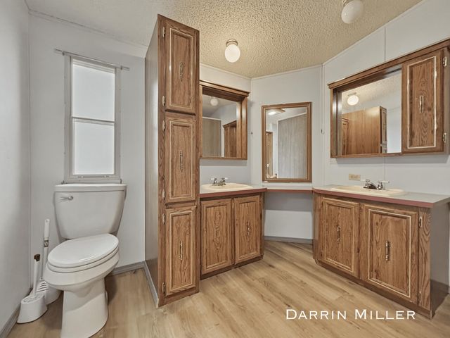 84 Maple Court, Muskegon Twp, MI 49445