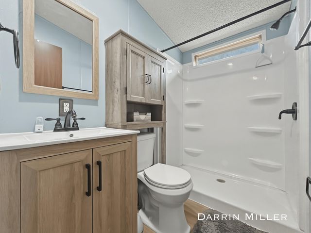 84 Maple Court, Muskegon Twp, MI 49445