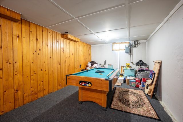 905 Knollcrest, Marion, IA 52302