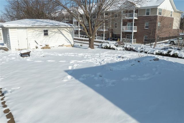 905 Knollcrest, Marion, IA 52302