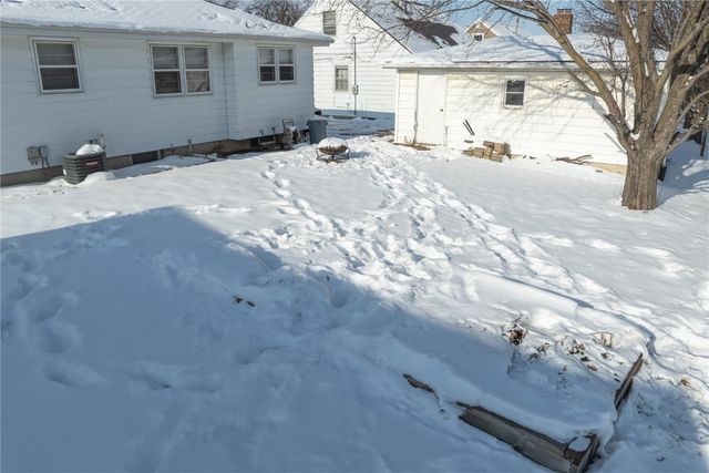 905 Knollcrest, Marion, IA 52302