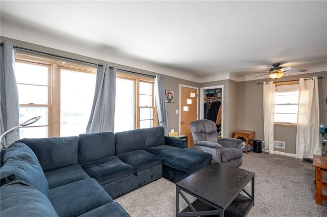 905 Knollcrest, Marion, IA 52302