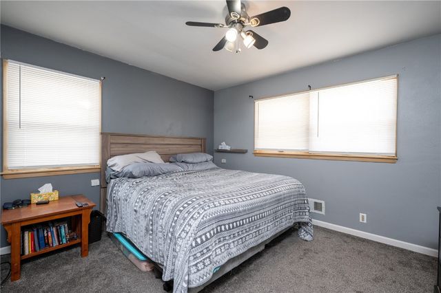 905 Knollcrest, Marion, IA 52302