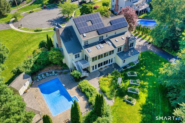 65 Arrowwood Place, Stratford, CT 06614