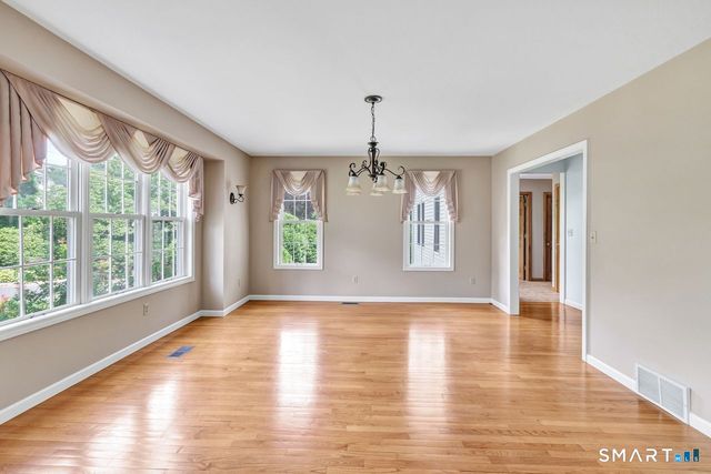 65 Arrowwood Place, Stratford, CT 06614