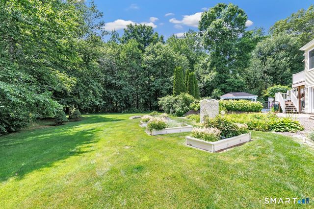 65 Arrowwood Place, Stratford, CT 06614