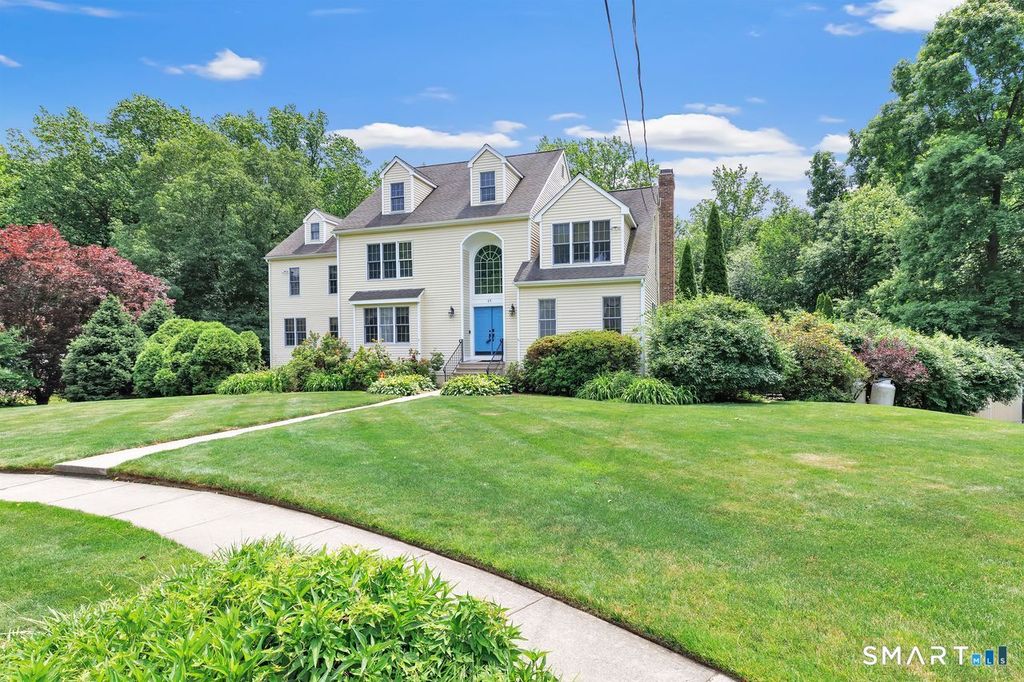 65 Arrowwood Place, Stratford, CT 06614