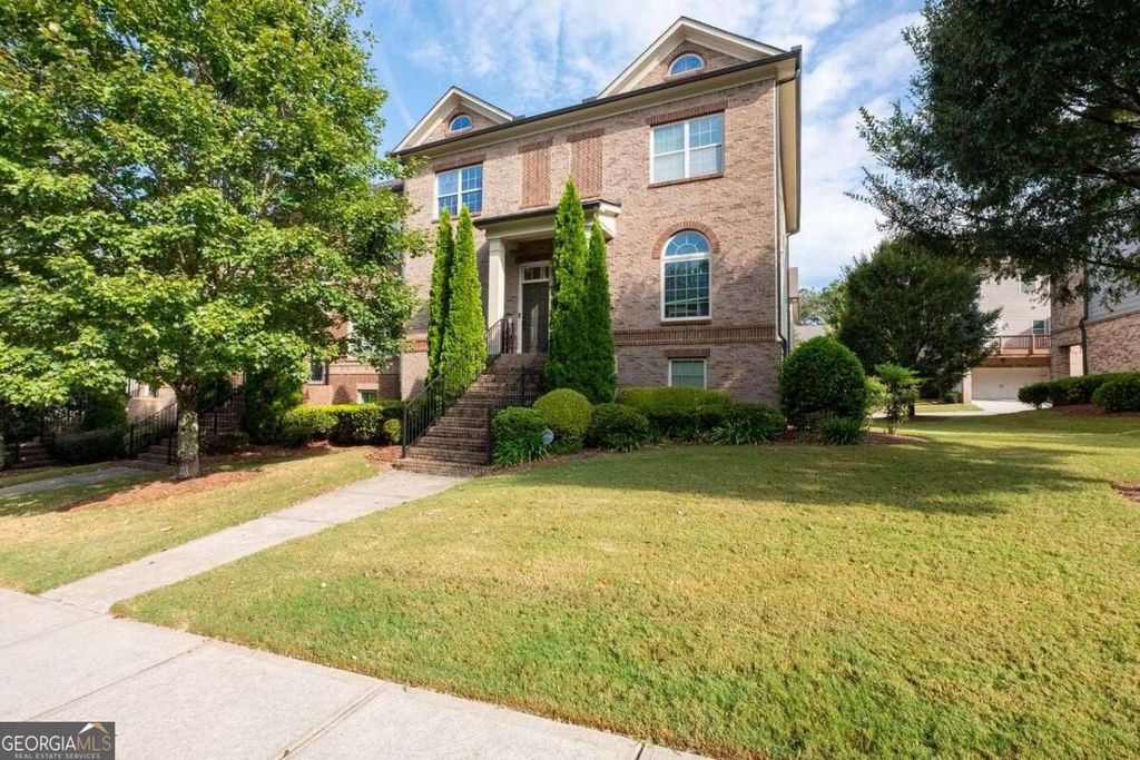 7430 Highland Bluff, Sandy Springs, GA 30328 — exterior