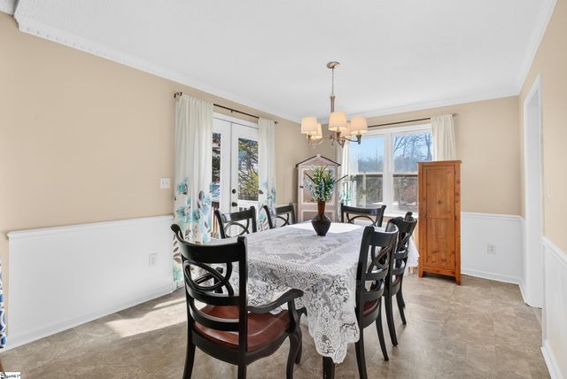 404 Frostberry Court, Fountain Inn, SC 29644