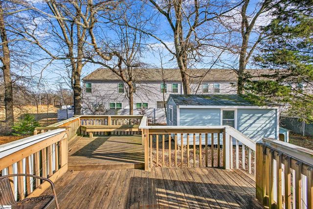 404 Frostberry Court, Fountain Inn, SC 29644