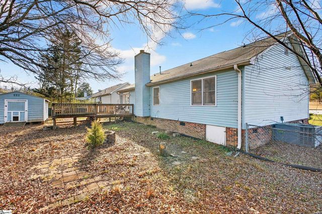 404 Frostberry Court, Fountain Inn, SC 29644