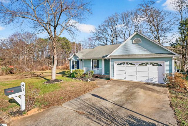 404 Frostberry Court, Fountain Inn, SC 29644
