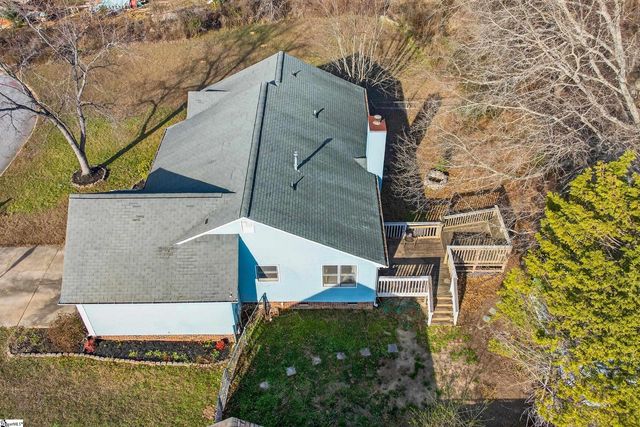 404 Frostberry Court, Fountain Inn, SC 29644