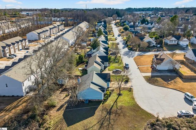 404 Frostberry Court, Fountain Inn, SC 29644