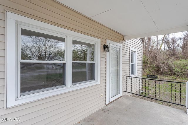 5847 Artwell Drive, Sylvania, OH 43560