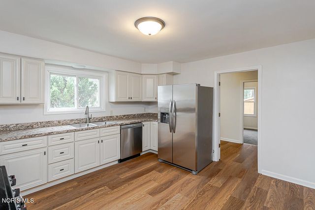 5847 Artwell Drive, Sylvania, OH 43560