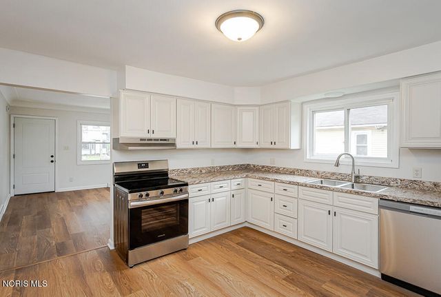5847 Artwell Drive, Sylvania, OH 43560