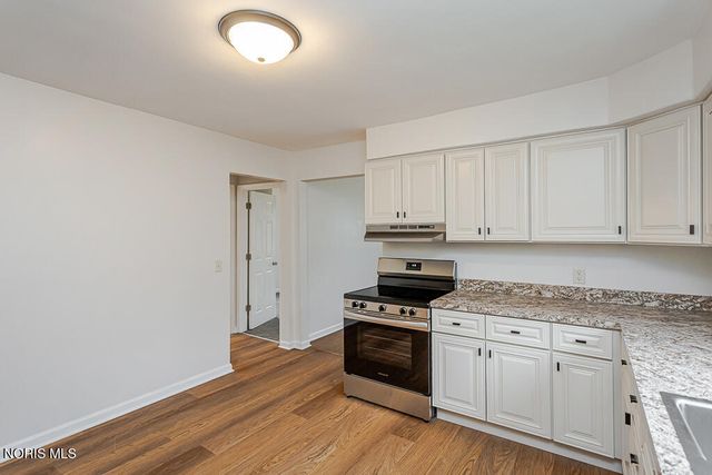 5847 Artwell Drive, Sylvania, OH 43560