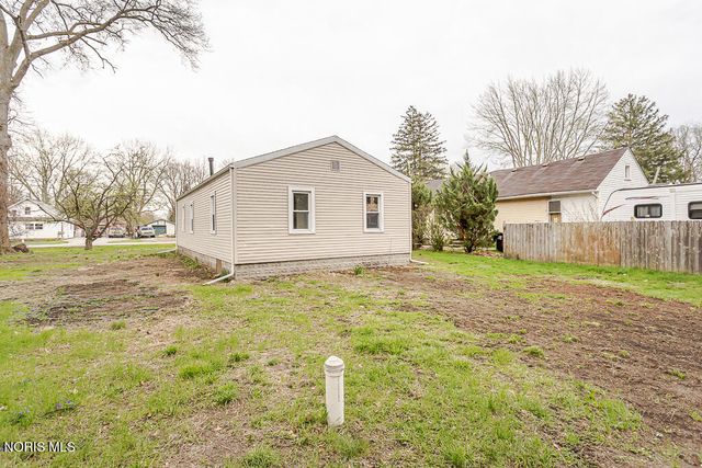 5847 Artwell Drive, Sylvania, OH 43560