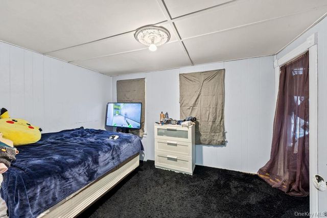 32 McNamara Road, Spring Valley, NY 10977