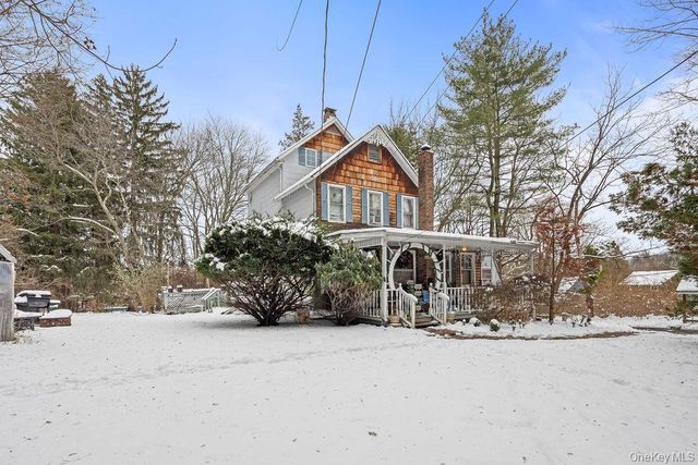 32 McNamara Road, Spring Valley, NY 10977