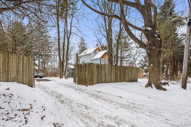 32 McNamara Road, Spring Valley, NY 10977