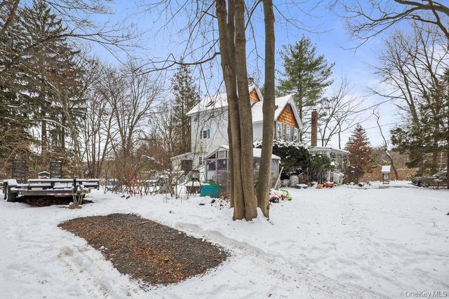 32 McNamara Road, Spring Valley, NY 10977