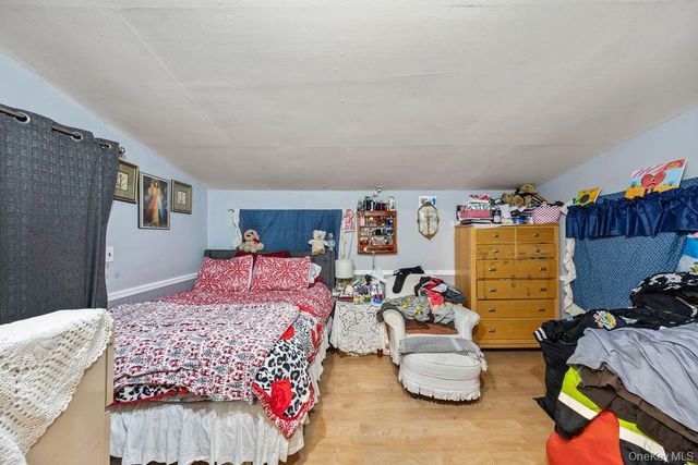 32 McNamara Road, Spring Valley, NY 10977