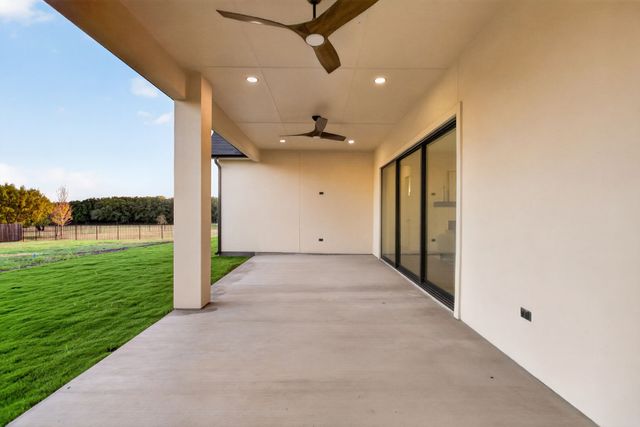 7752 Laura Lake Lane, Fort Worth, TX 76126