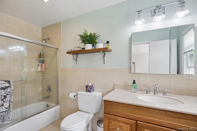 45 Woodland Drive, Smithtown, NY 11787