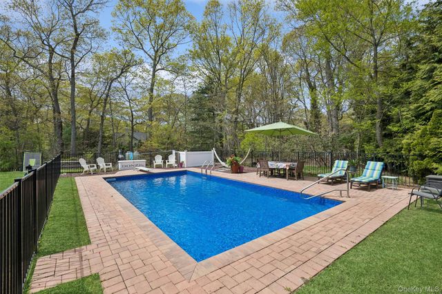 45 Woodland Drive, Smithtown, NY 11787