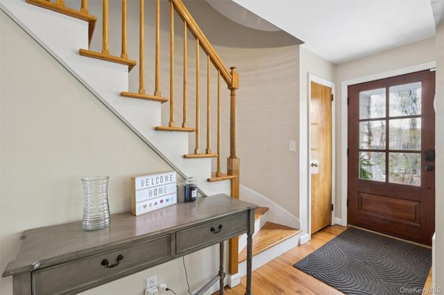 45 Woodland Drive, Smithtown, NY 11787