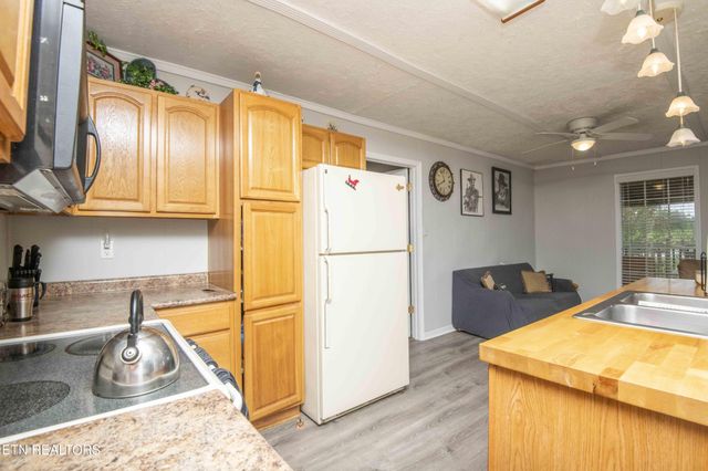 11981 S Hwy 127, Crossville, TN 38572