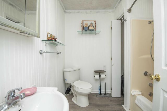 11981 S Hwy 127, Crossville, TN 38572