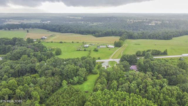 11981 S Hwy 127, Crossville, TN 38572