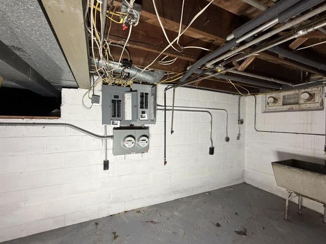 3956 N 41st STREET, Milwaukee, WI 53216