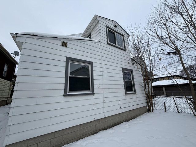 3956 N 41st STREET, Milwaukee, WI 53216