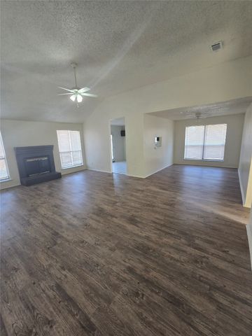 1209 Conlin Drive, Lancaster, TX 75134