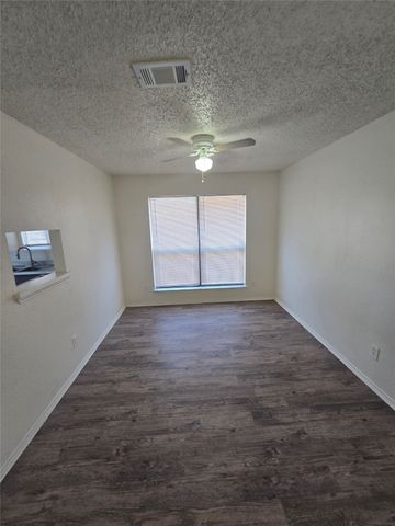 1209 Conlin Drive, Lancaster, TX 75134