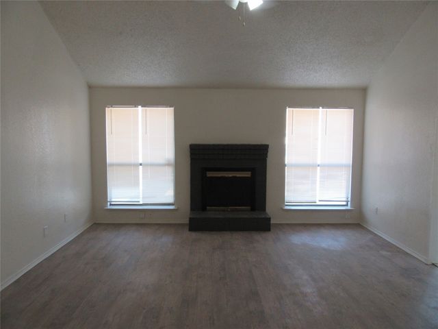1209 Conlin Drive, Lancaster, TX 75134