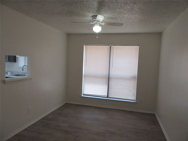 1209 Conlin Drive, Lancaster, TX 75134