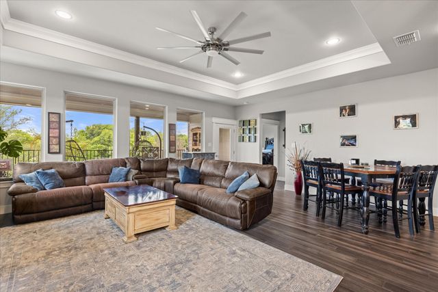 8828 Sundance Place Court, Granbury, TX 76049