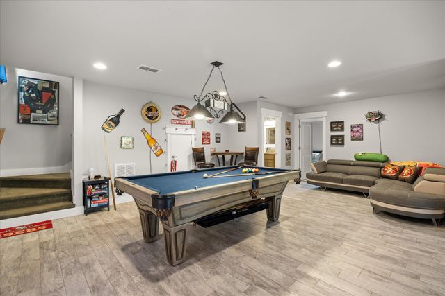 8828 Sundance Place Court, Granbury, TX 76049