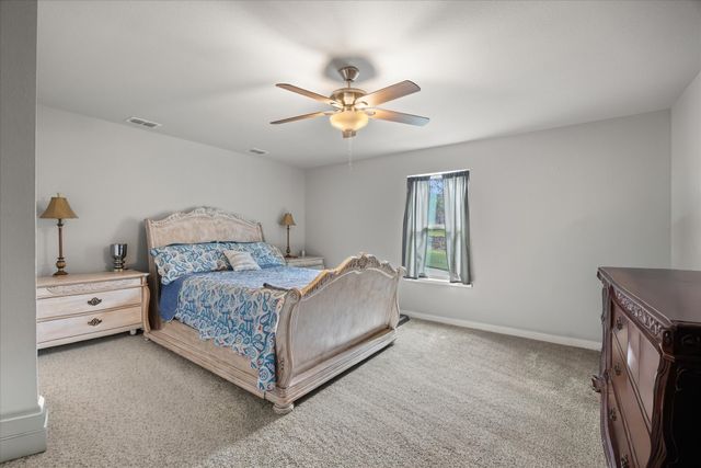8828 Sundance Place Court, Granbury, TX 76049
