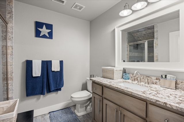 8828 Sundance Place Court, Granbury, TX 76049