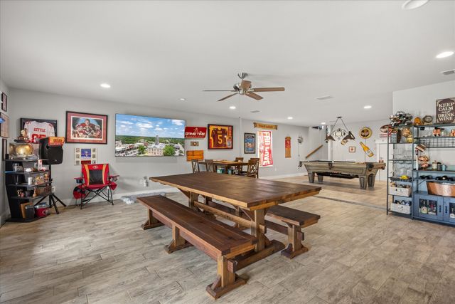 8828 Sundance Place Court, Granbury, TX 76049