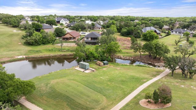 8828 Sundance Place Court, Granbury, TX 76049