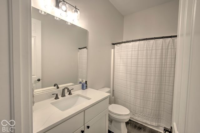 7323 Rooses Way, Indianapolis, IN 46217