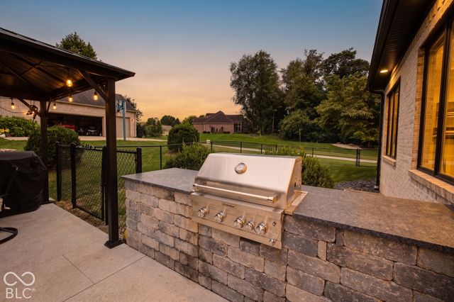 7323 Rooses Way, Indianapolis, IN 46217